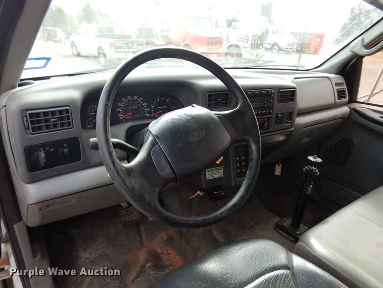 image for item DK4366 2006 Ford F750 Super Duty  utility / service truck