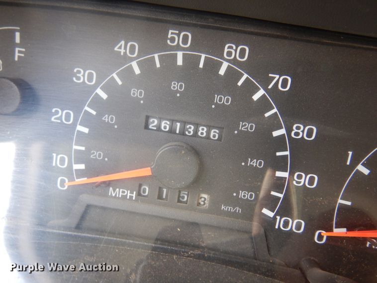 image for item DK4366 2006 Ford F750 Super Duty  utility / service truck