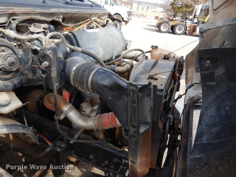 image for item DK4366 2006 Ford F750 Super Duty  utility / service truck