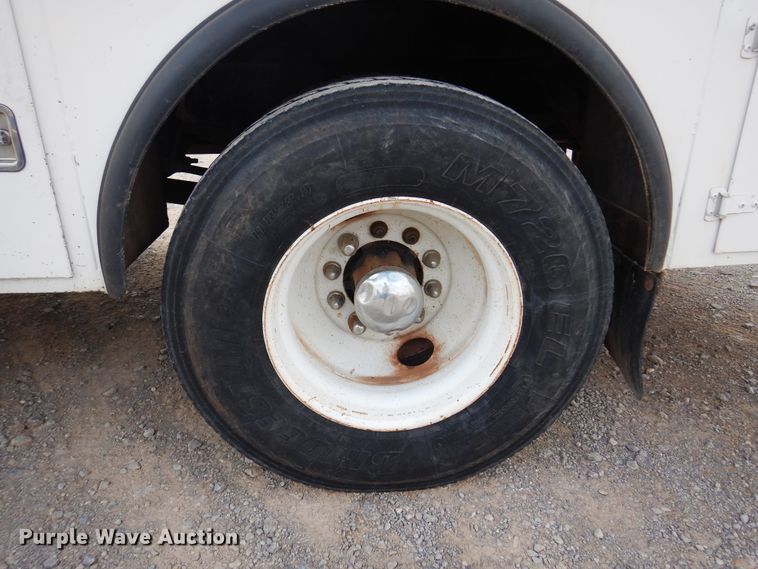 image for item DK4366 2006 Ford F750 Super Duty  utility / service truck