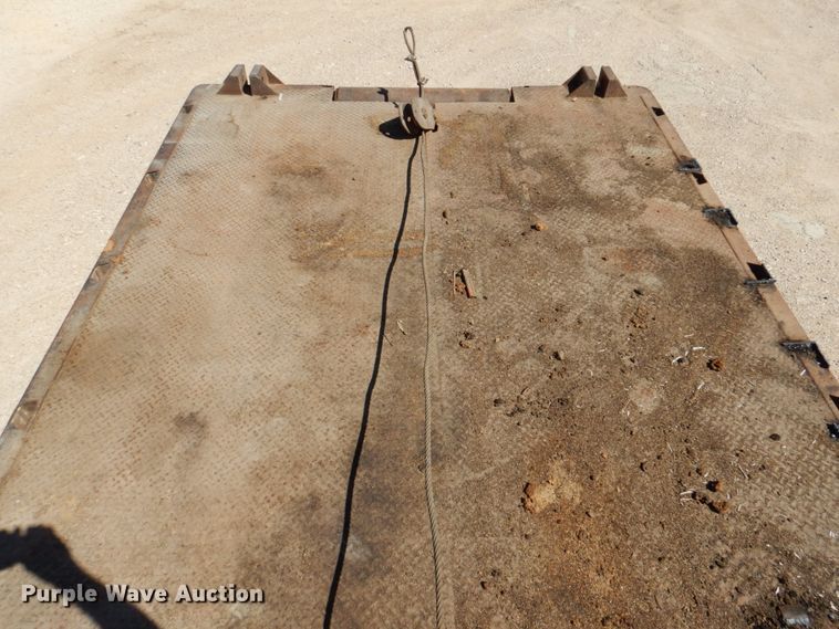 image for item DK8247 1985 International 1654  winch truck