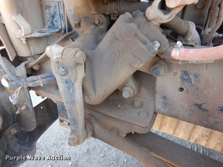 image for item DK8258 2006 Freightliner Columbia 120  feed delivery truck