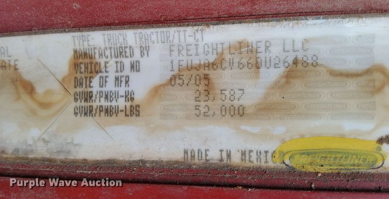 image for item DK8258 2006 Freightliner Columbia 120  feed delivery truck