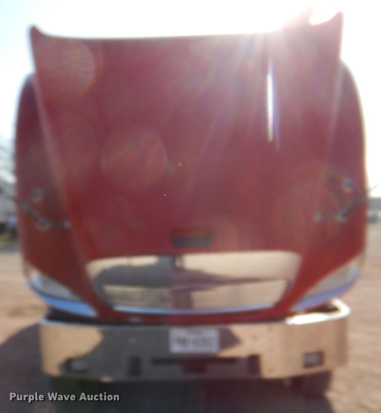 image for item DK8259 2006 Freightliner Columbia 120  feed delivery truck