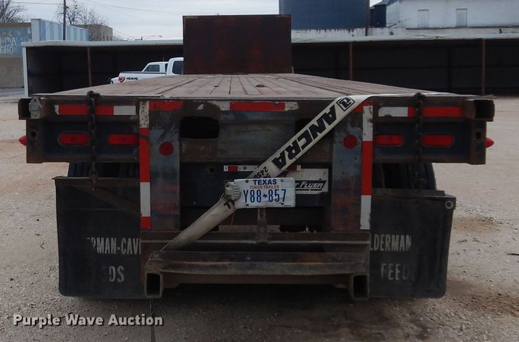 image for item DK8261 1997 Freuhauf PBFL-NF2S-45N  flatbed trailer