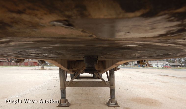 image for item DK8261 1997 Freuhauf PBFL-NF2S-45N  flatbed trailer