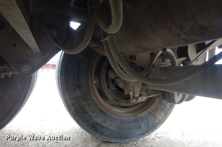 image for item DK8261 1997 Freuhauf PBFL-NF2S-45N  flatbed trailer