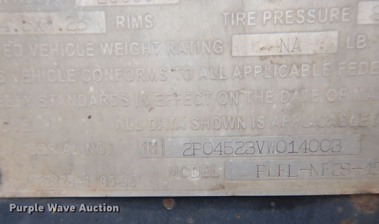 image for item DK8261 1997 Freuhauf PBFL-NF2S-45N  flatbed trailer