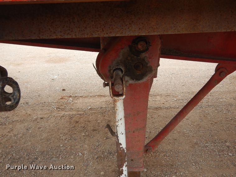 image for item DK8263 1981 Fontaine F5-40  flatbed trailer