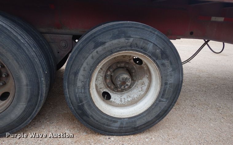 image for item DK8264 1996 Freuhauf PBA-NF2S-45N  flatbed trailer