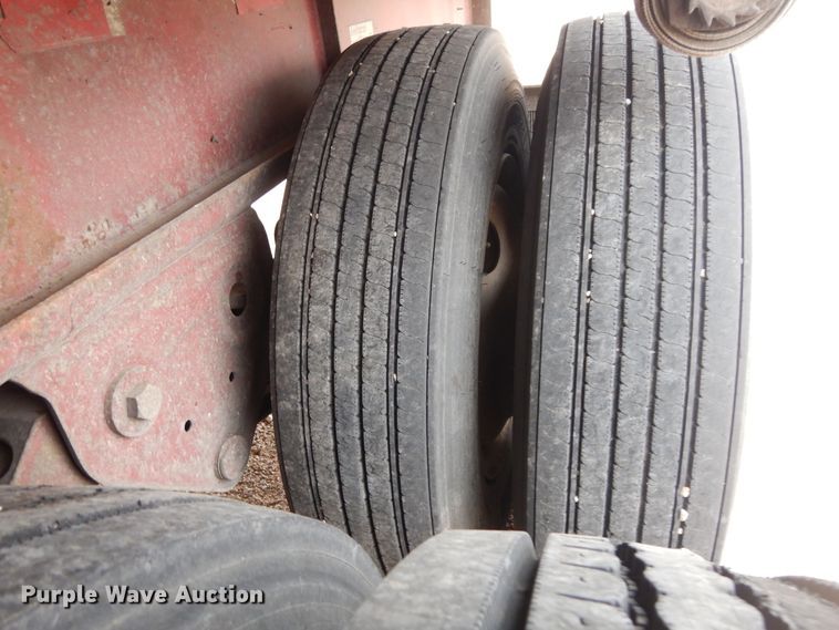 image for item DK8264 1996 Freuhauf PBA-NF2S-45N  flatbed trailer