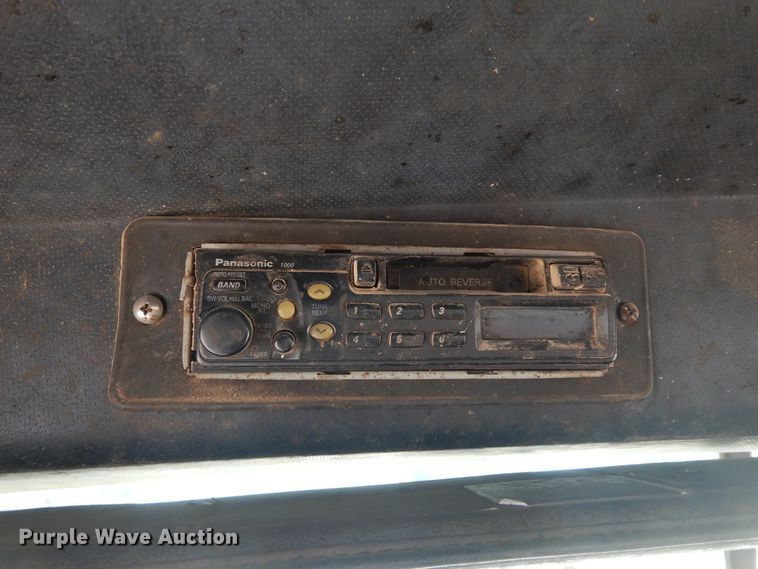 image for item DK8265 1999 Mack CH613  dump truck