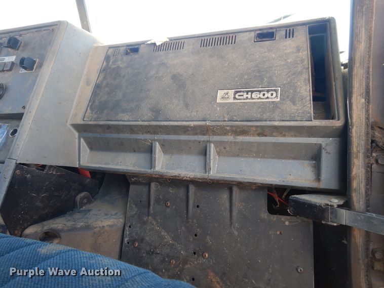 image for item DK8265 1999 Mack CH613  dump truck