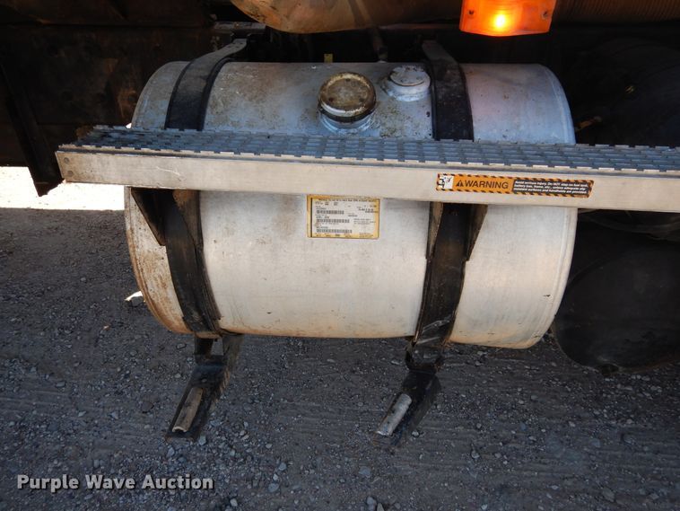 image for item DK8265 1999 Mack CH613  dump truck