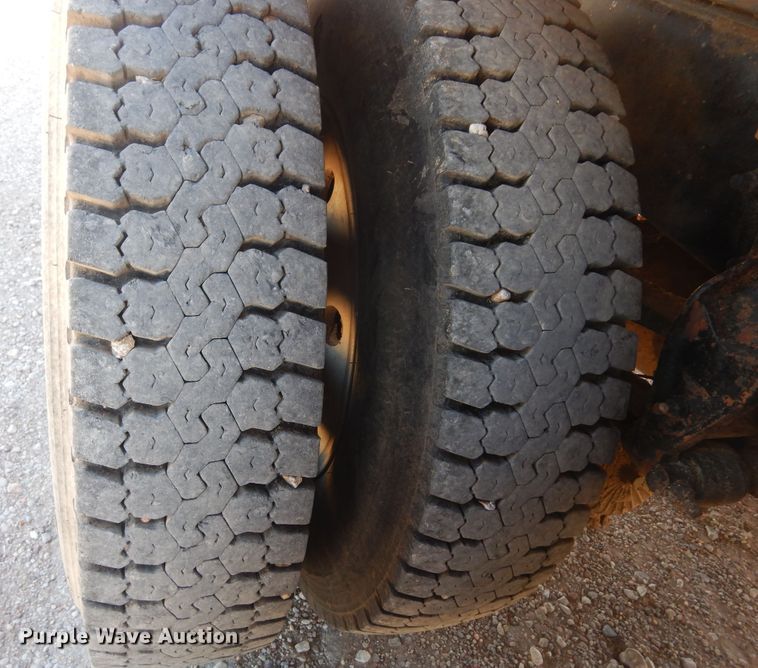 image for item DK8265 1999 Mack CH613  dump truck