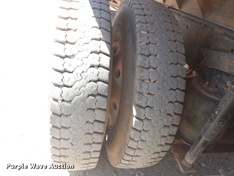 image for item DK8265 1999 Mack CH613  dump truck