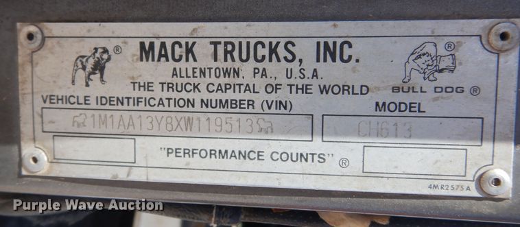 image for item DK8265 1999 Mack CH613  dump truck