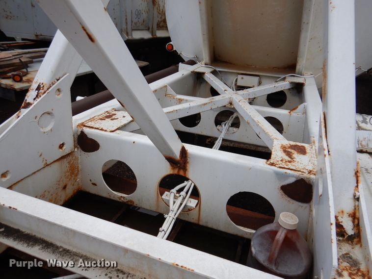 image for item DL5965 1973 Fruehauf  pneumatic dry bulk trailer