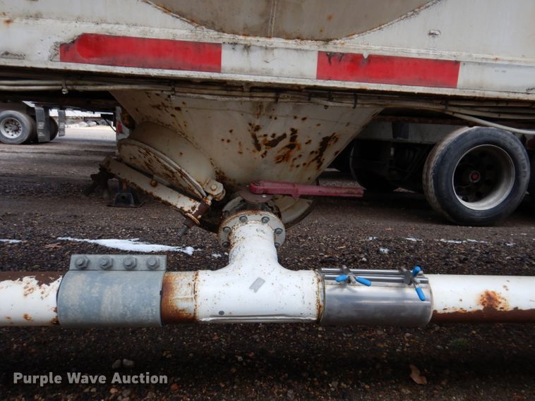 image for item DL5965 1973 Fruehauf  pneumatic dry bulk trailer