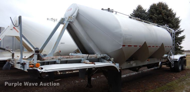 image for item DL5966 1987 Fruehauf  pneumatic dry bulk trailer