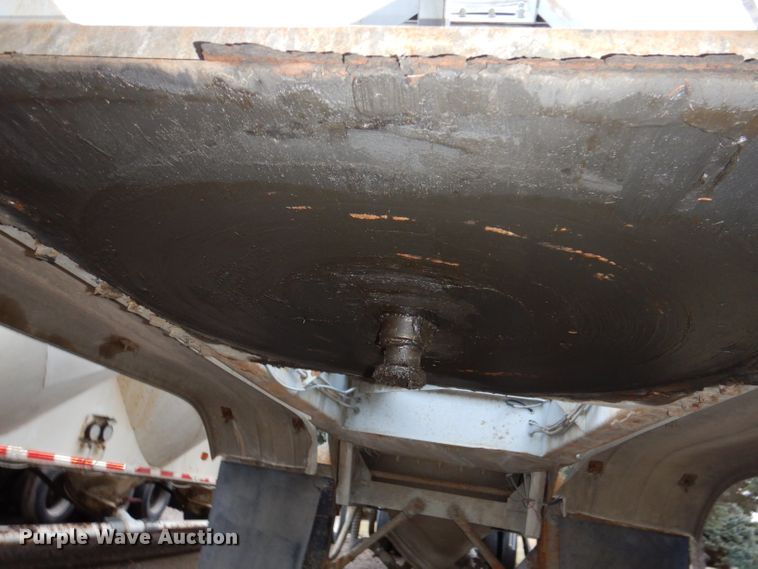 image for item DL5966 1987 Fruehauf  pneumatic dry bulk trailer