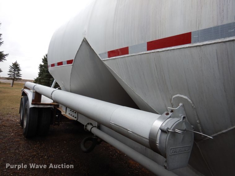 image for item DL5966 1987 Fruehauf  pneumatic dry bulk trailer