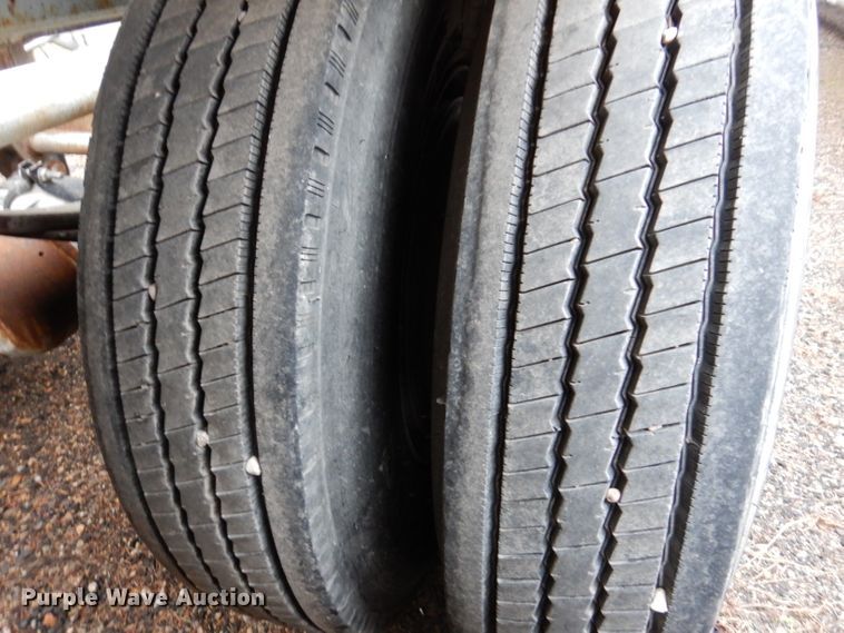 image for item DL5966 1987 Fruehauf  pneumatic dry bulk trailer