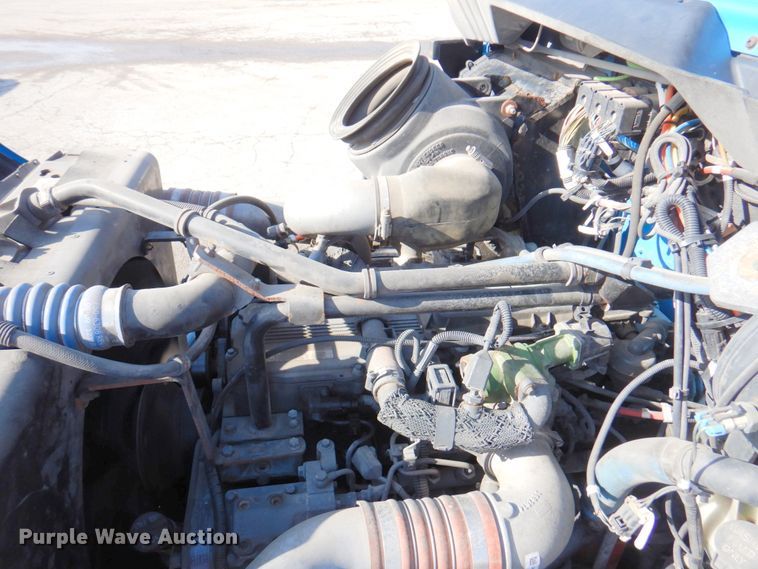 image for item DM6011 2010 Kenworth T370  box truck