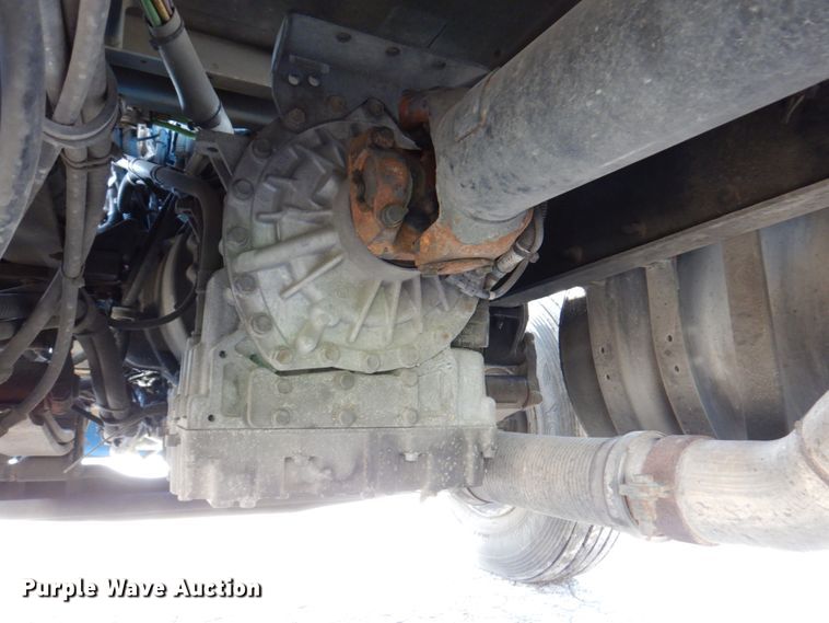 image for item DM6011 2010 Kenworth T370  box truck