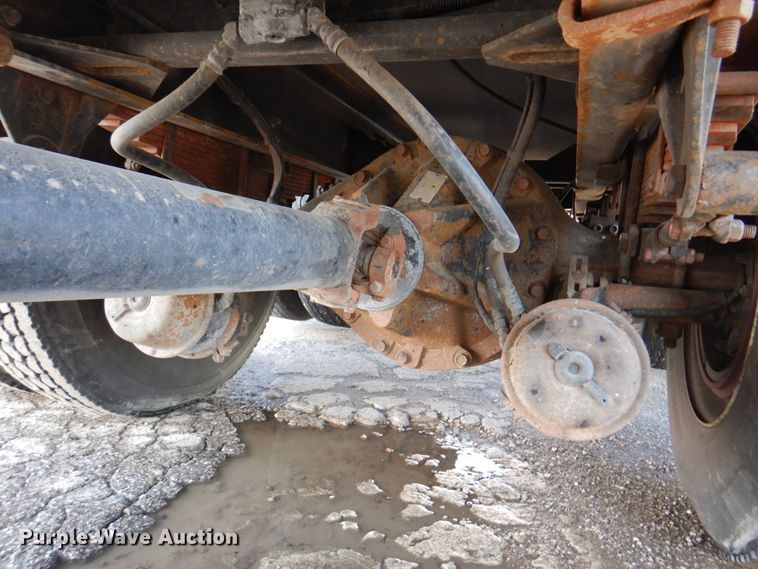 image for item DM6011 2010 Kenworth T370  box truck