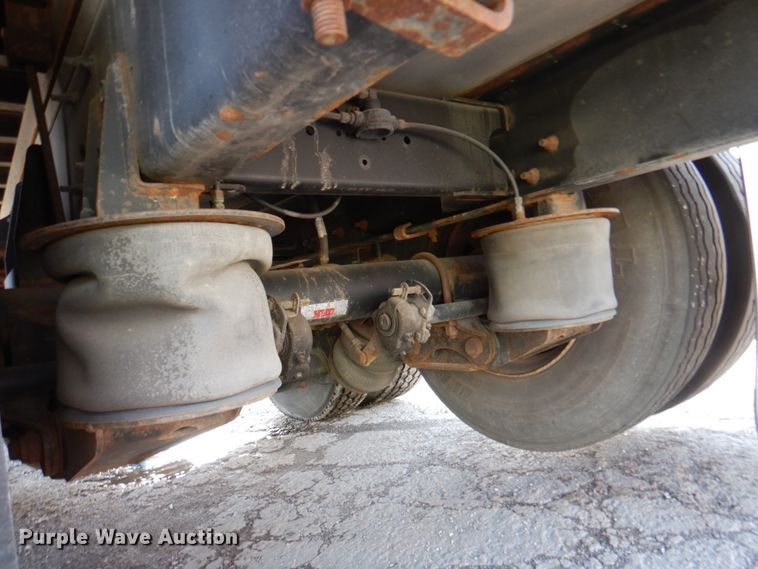 image for item DM6011 2010 Kenworth T370  box truck