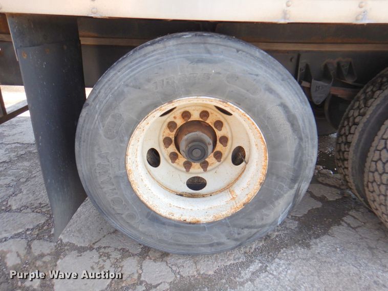 image for item DM6011 2010 Kenworth T370  box truck