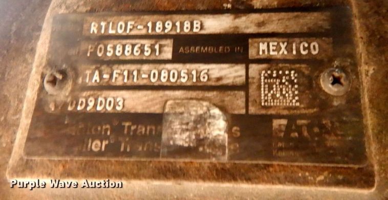 image for item DM6063 2013 Caterpillar CT660L  semi truck