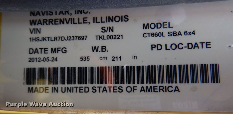 image for item DM6063 2013 Caterpillar CT660L  semi truck