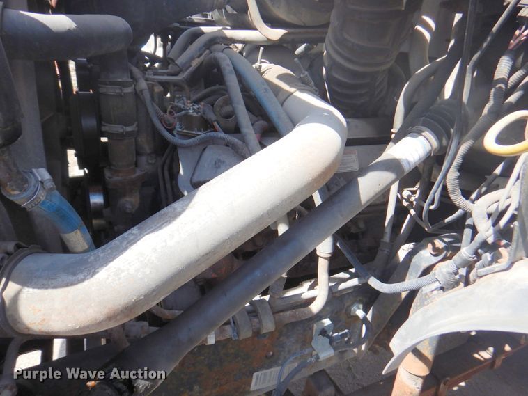 image for item DM6078 2000 Ford F650 Super Duty  flatbed truck