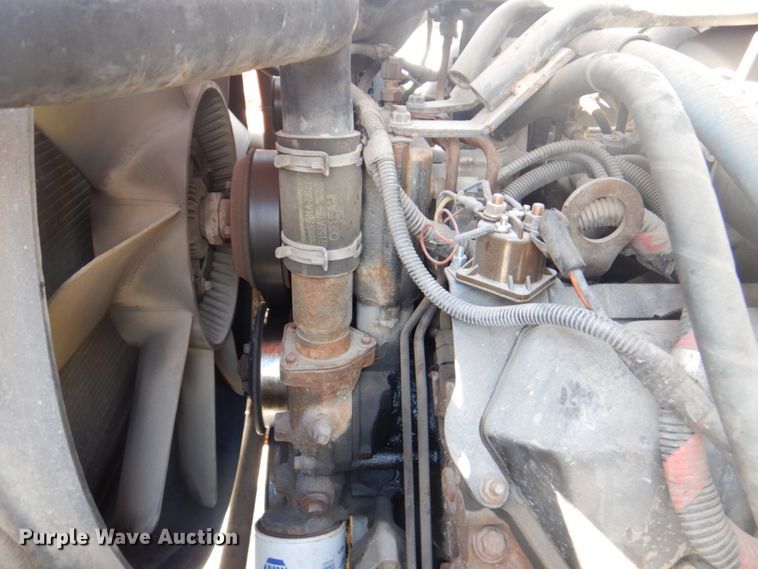 image for item DM6078 2000 Ford F650 Super Duty  flatbed truck