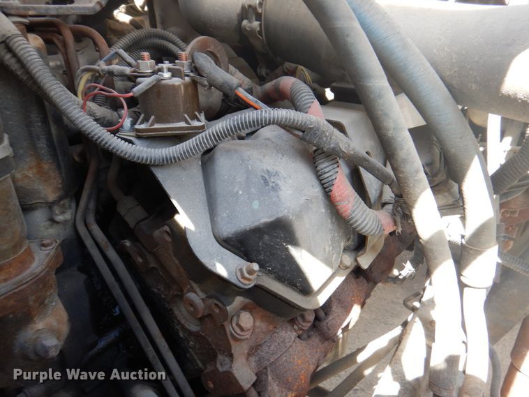 image for item DM6078 2000 Ford F650 Super Duty  flatbed truck