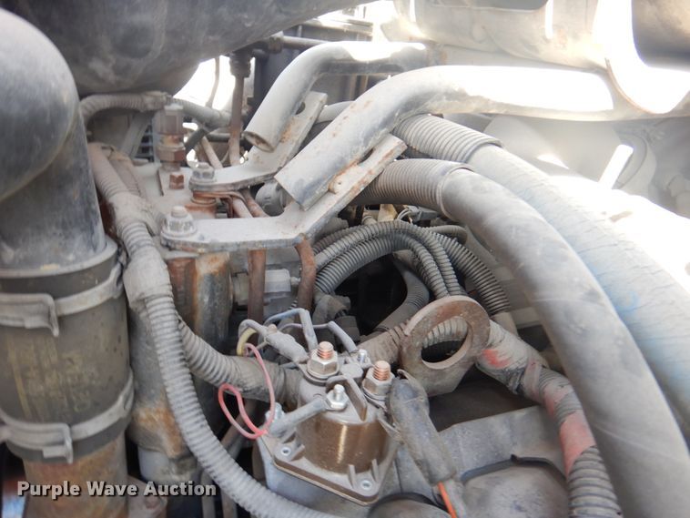 image for item DM6078 2000 Ford F650 Super Duty  flatbed truck