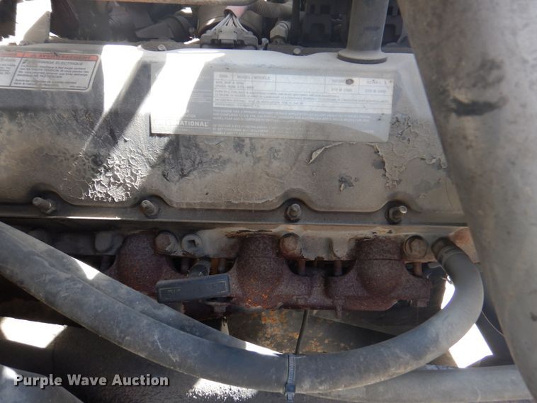 image for item DM6078 2000 Ford F650 Super Duty  flatbed truck