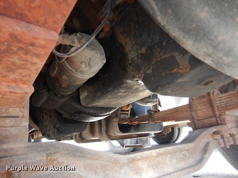 image for item DM6078 2000 Ford F650 Super Duty  flatbed truck