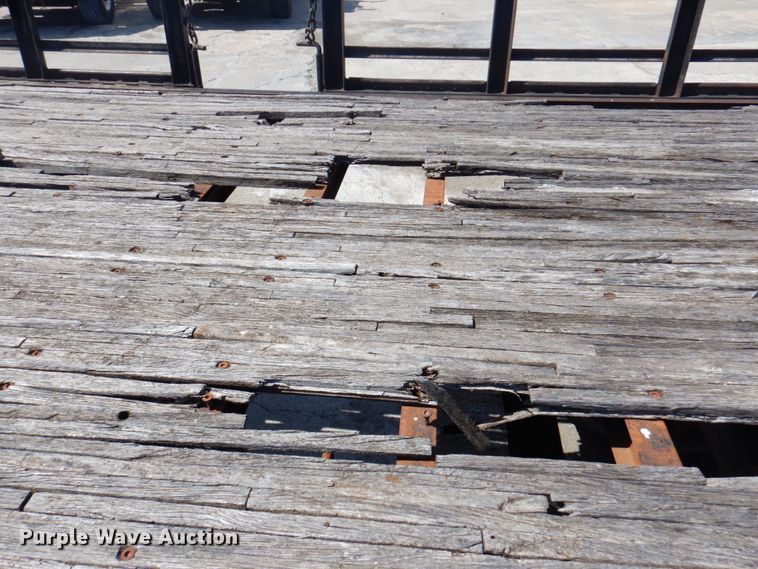 image for item DM6078 2000 Ford F650 Super Duty  flatbed truck