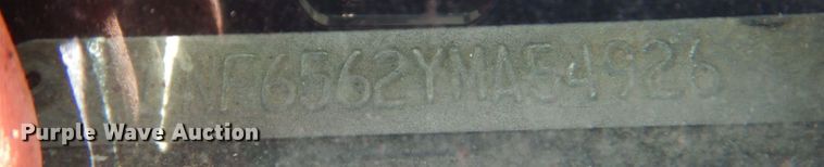 image for item DM6078 2000 Ford F650 Super Duty  flatbed truck