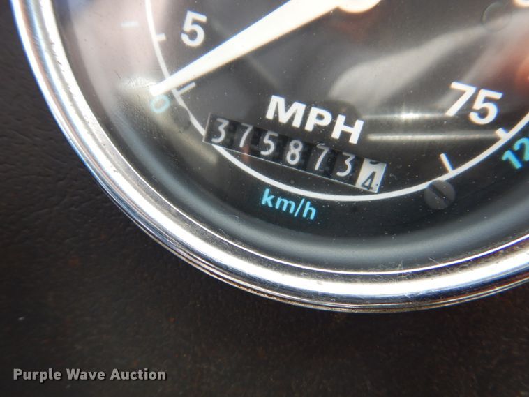 image for item DM6079 1988 Ford L9000  semi truck