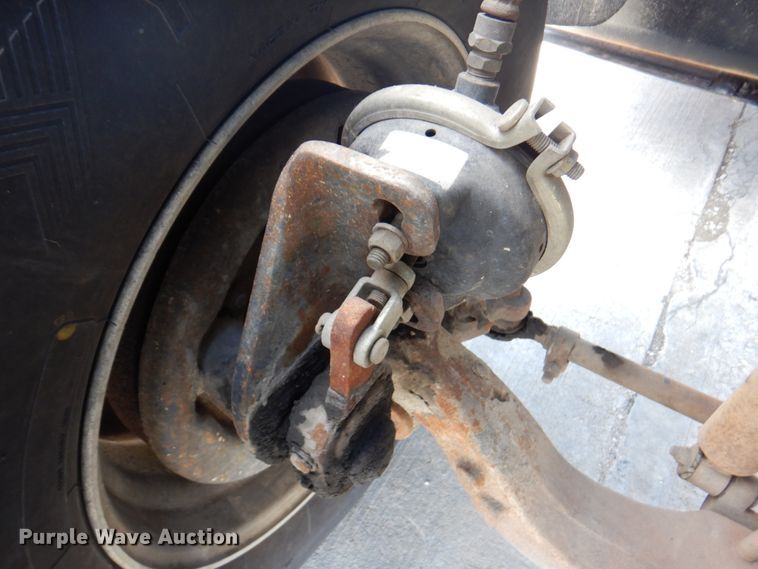 image for item DM6079 1988 Ford L9000  semi truck