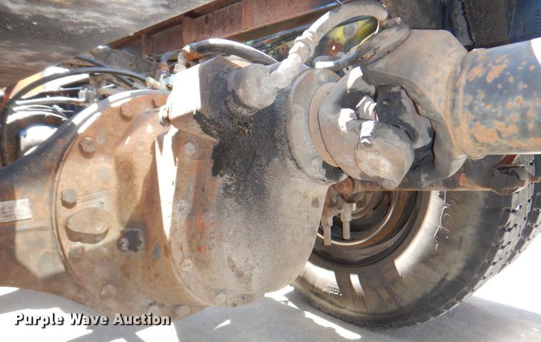 image for item DM6079 1988 Ford L9000  semi truck