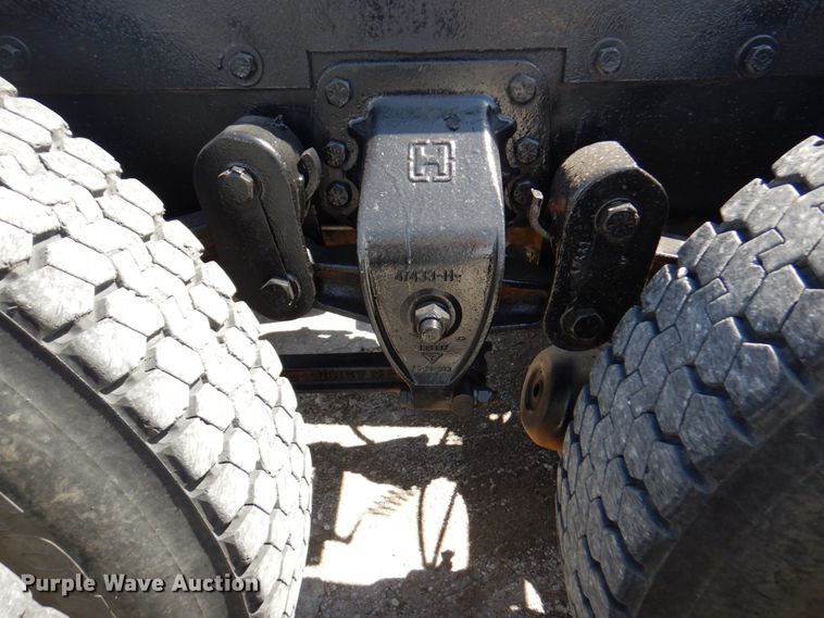 image for item DM6079 1988 Ford L9000  semi truck