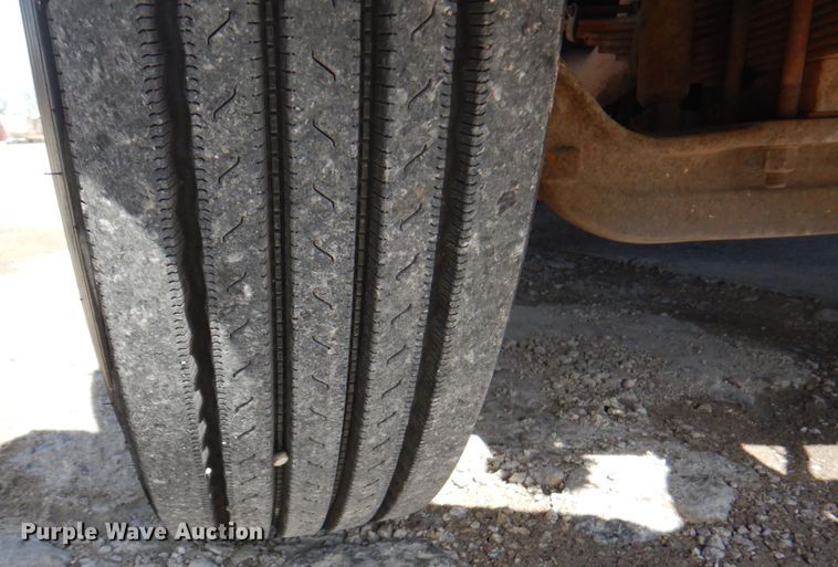 image for item DM6079 1988 Ford L9000  semi truck