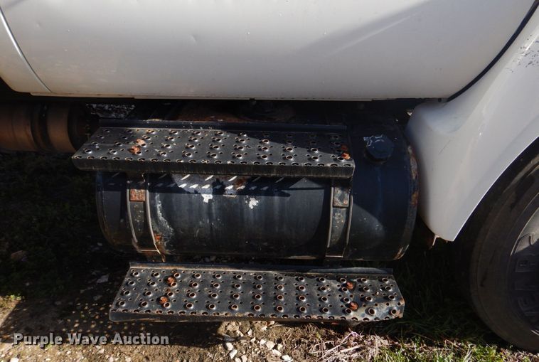 image for item DM7260 2008 Ford F650 Super Duty  box truck