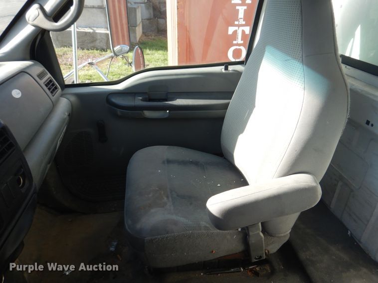 image for item DM7260 2008 Ford F650 Super Duty  box truck