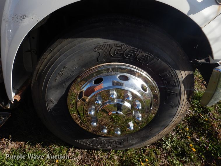 image for item DM7260 2008 Ford F650 Super Duty  box truck